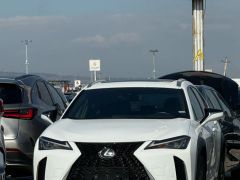 Photo of the vehicle Lexus UX