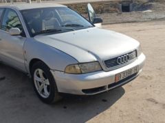 Фото авто Audi A4