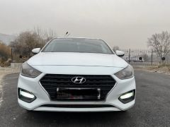 Фото авто Hyundai Solaris