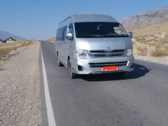 Сүрөт унаа Toyota HiAce