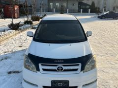 Photo of the vehicle Toyota Ipsum