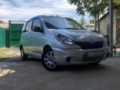 Сүрөт унаа Toyota Yaris Verso