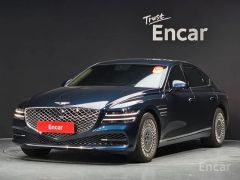 Photo of the vehicle Genesis G80