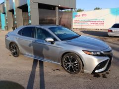 Сүрөт унаа Toyota Camry