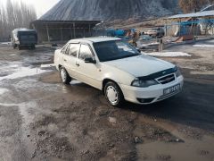 Сүрөт унаа Daewoo Nexia