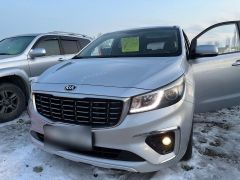 Фото авто Kia Carnival