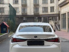 Сүрөт унаа Lexus ES