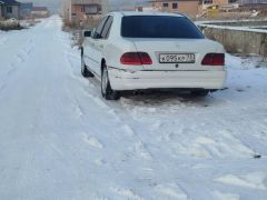 Фото авто Mercedes-Benz E-Класс