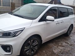 Фото авто Kia Carnival