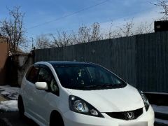 Photo of the vehicle Honda Fit