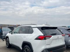 Сүрөт унаа Toyota RAV4