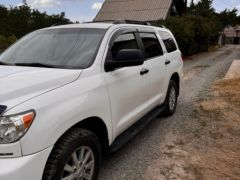 Фото авто Toyota Sequoia