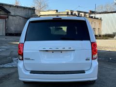 Сүрөт унаа Dodge Caravan