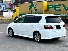 Сүрөт унаа Toyota Ipsum