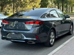 Photo of the vehicle Hyundai Sonata