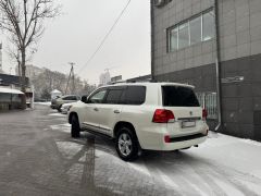 Photo of the vehicle Toyota Land Cruiser