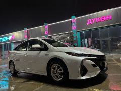 Фото авто Toyota Prius