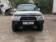 Сүрөт унаа Toyota Hilux Surf