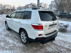 Фото авто Toyota Highlander