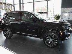 Фото авто Jeep Grand Cherokee