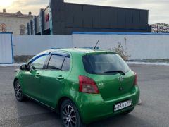 Сүрөт унаа Toyota Vitz