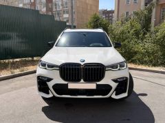 Photo of the vehicle BMW X7