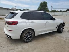 Photo of the vehicle BMW X5