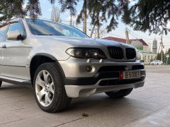 Photo of the vehicle BMW X5