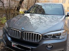 Photo of the vehicle BMW X5