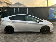 Фото авто Toyota Prius