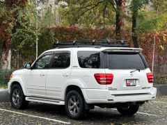 Photo of the vehicle Toyota Sequoia