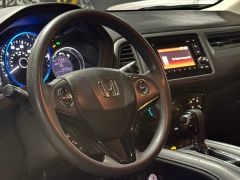 Сүрөт унаа Honda HR-V