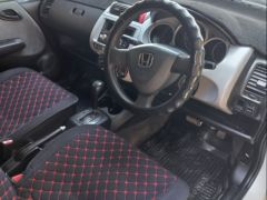 Photo of the vehicle Honda Fit