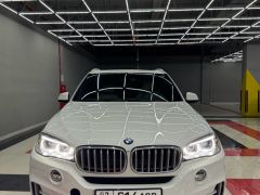 Photo of the vehicle BMW X5