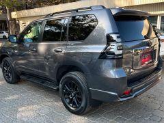 Сүрөт унаа Toyota Land Cruiser Prado