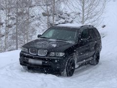 Photo of the vehicle BMW X5