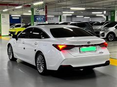 Сүрөт унаа Toyota Avalon