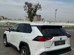 Сүрөт унаа Toyota RAV4