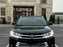 Сүрөт унаа Toyota Highlander