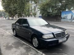 Фото авто Mercedes-Benz C-Класс