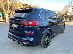 Photo of the vehicle BMW X5