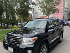 Фото авто Toyota Land Cruiser