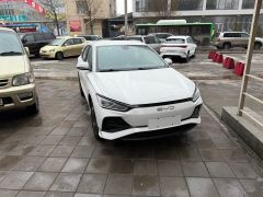 Сүрөт унаа BYD e2