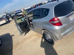 Сүрөт унаа Honda Fit