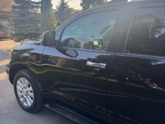 Фото авто Toyota Sequoia