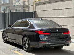 Photo of the vehicle BMW 5 Series