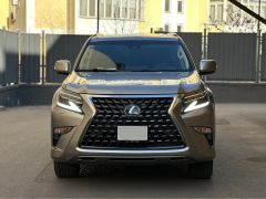 Photo of the vehicle Lexus GX