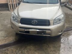 Сүрөт унаа Toyota RAV4