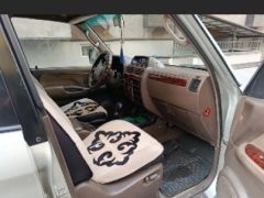 Сүрөт унаа Toyota Land Cruiser Prado