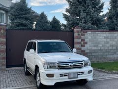 Сүрөт унаа Toyota Land Cruiser